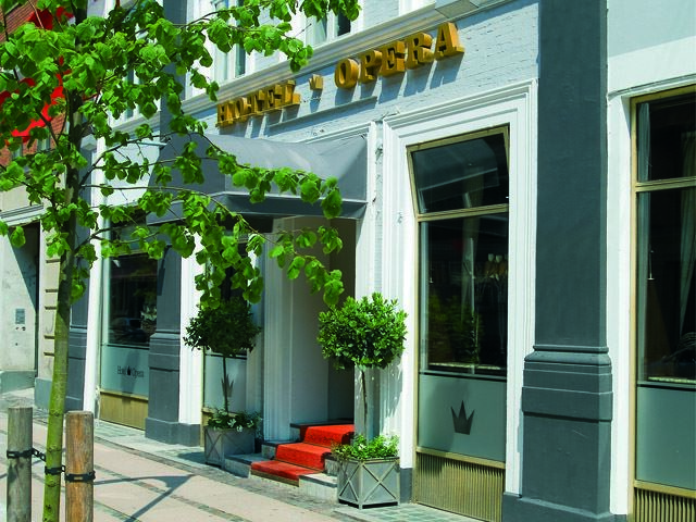 Hotel Opera