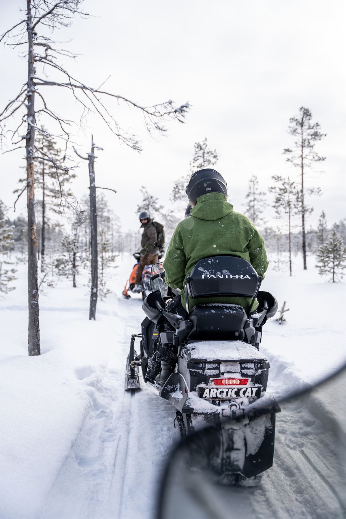 2 skoteråkare på en led 