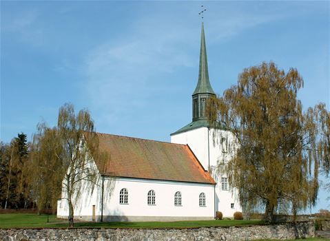 Sillhövda Kyrka