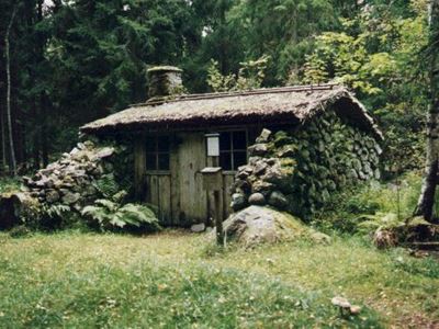 Nöjda Sven's cottage in Kalvsvik
