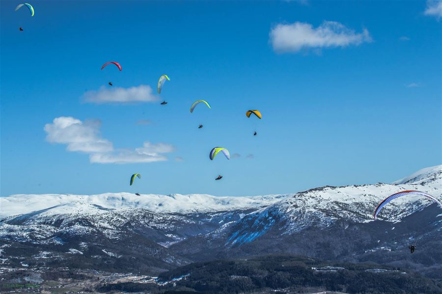 Tandem paragliding med Voss HPK