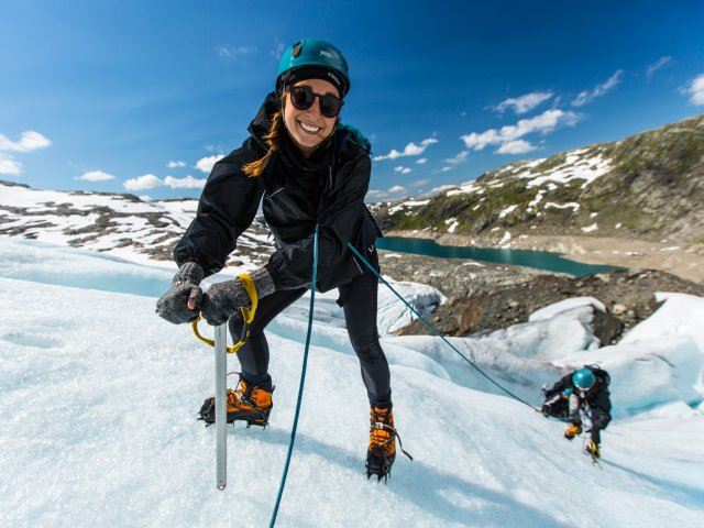 Isbrevandring på Folgefonna