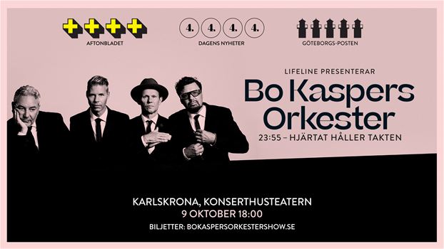 Affisch bild på gruppen Bo Kaspers Orkester, fyra medlemmar i kostym står framför en rosa bakgrund 