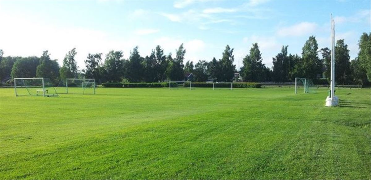 Backebergs sportfält image 1