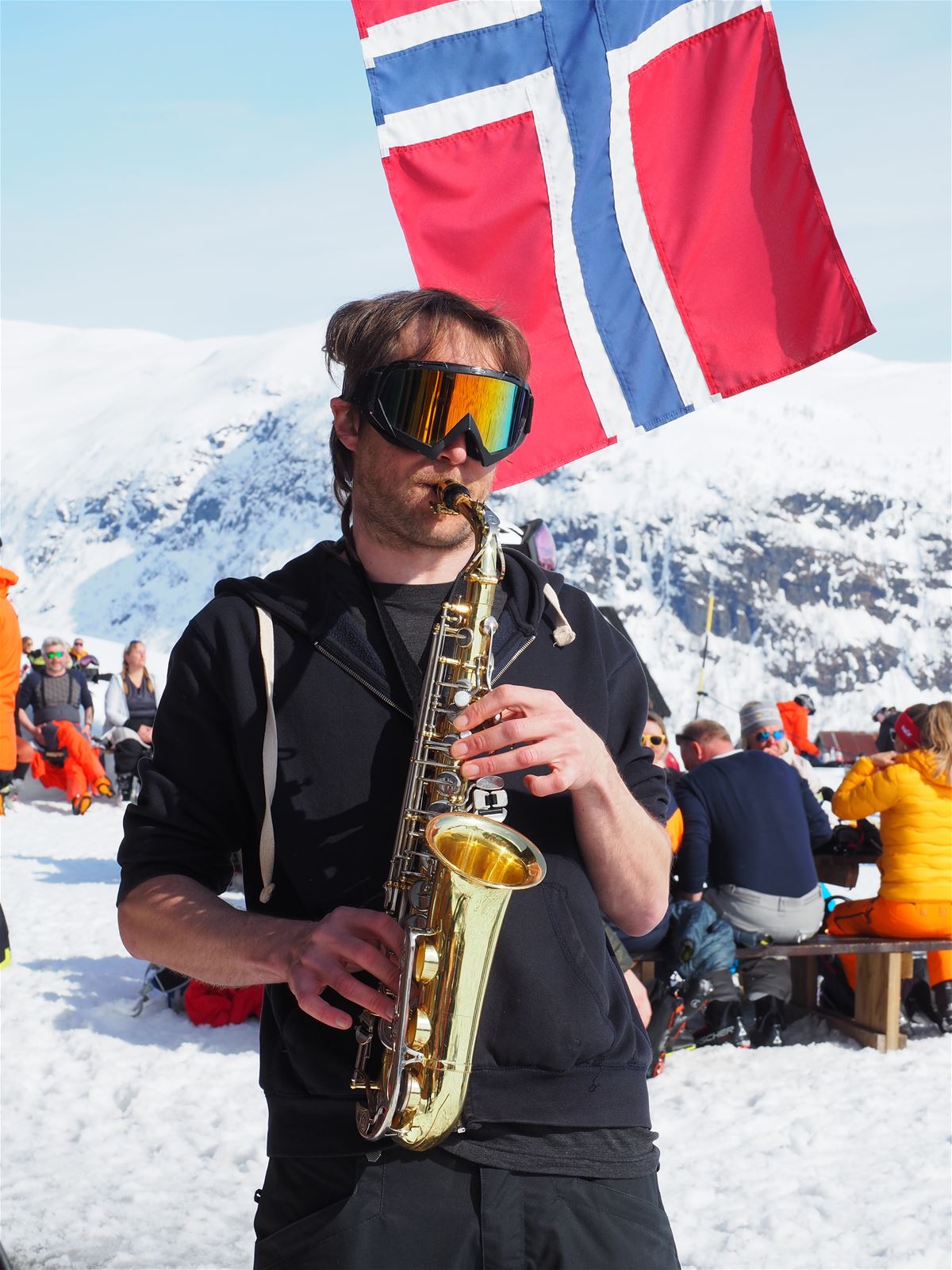 Konsert med Colas Sourzac i Salto Lobbybar image 1