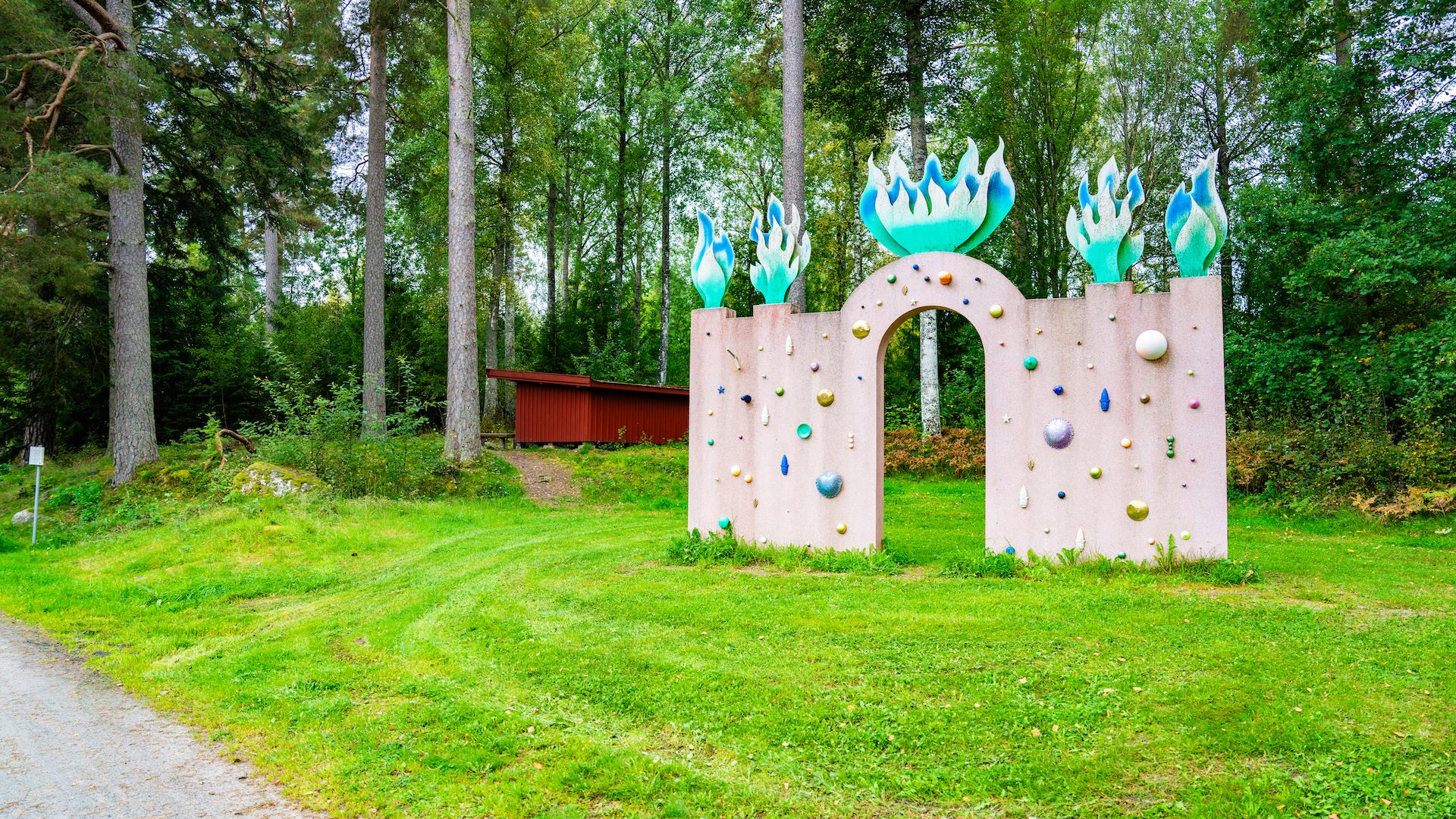 Konstverket Rosa eko - inre eld – Norrkvarn