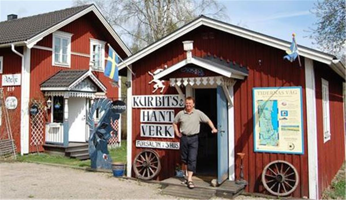 The Gourd and Handicrafts Farm image 1