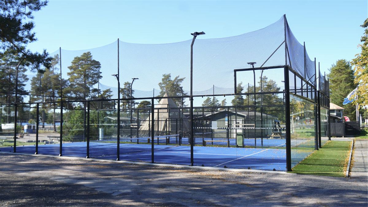 Spela padel image 1