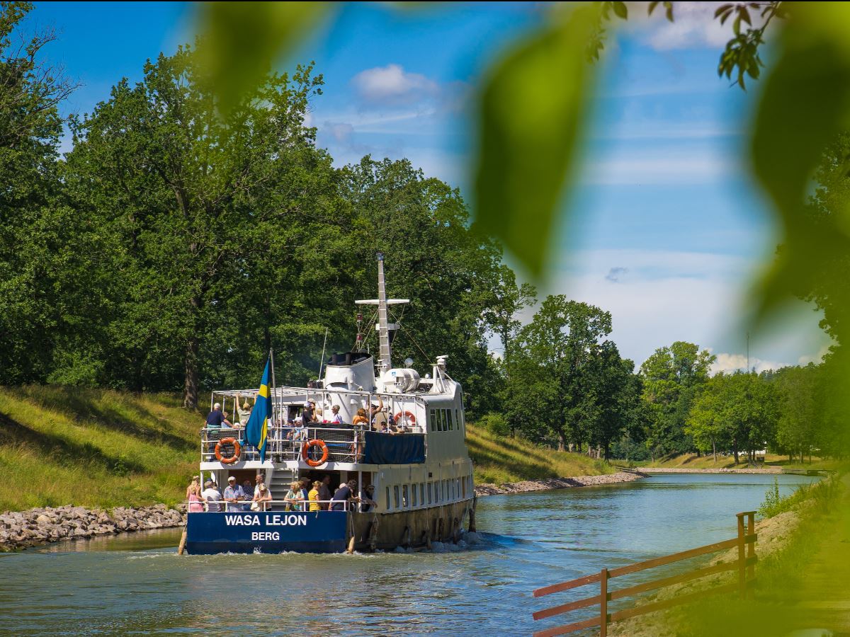 Dagstur med M/S Wasa Lejon - Berg - Borensberg – Vreta Kloster